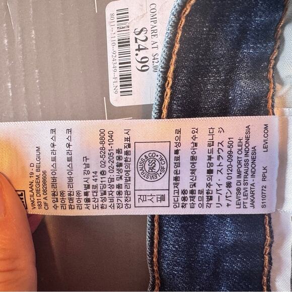 Levi’s Blue Ribcage Straight Button Fly Jeans Womens 32 Casual Classic Denim - Picture 7 of 12